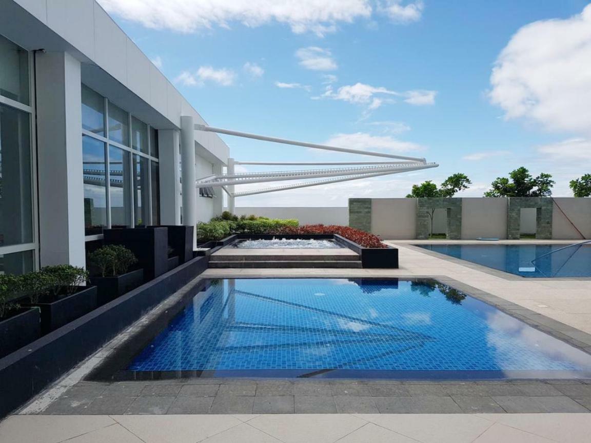 One Pacific Residence Condominium Tower C Lapu-Lapu City Exterior foto